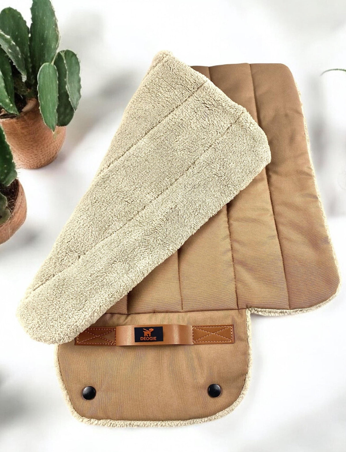 Traveling Pup's Cozy Roll-Up Mat: For When Your Dog's Adventure Is So Epic, It Can't Get Muddy!